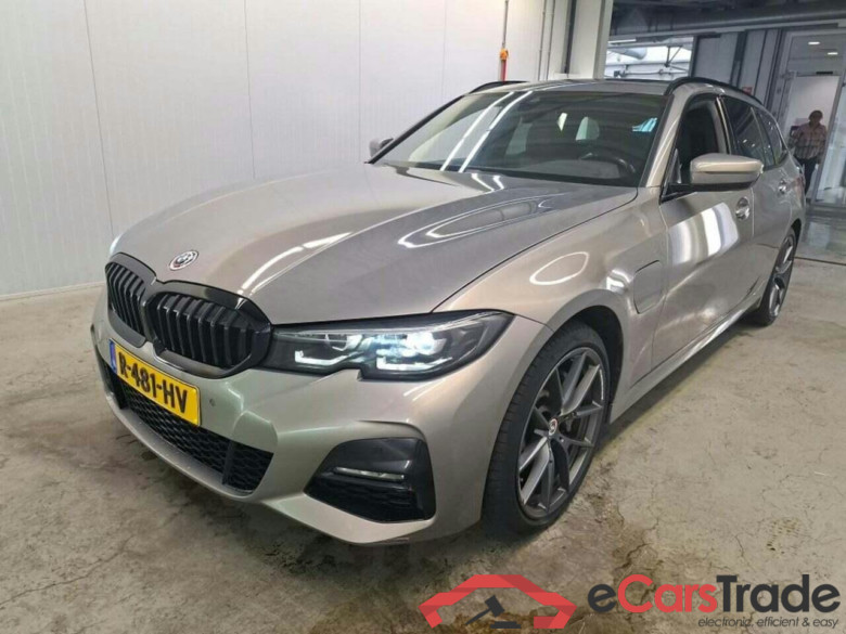 BMW 3-serie Touring 330e Bns Ed.P