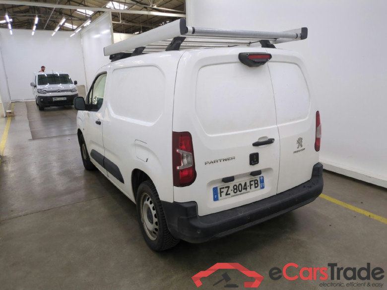 PEUGEOT Partner / 2018 / 4P / Fourgonnette BHDI 100 S&S 100 S&S 1000KG STD ASPHALT #2