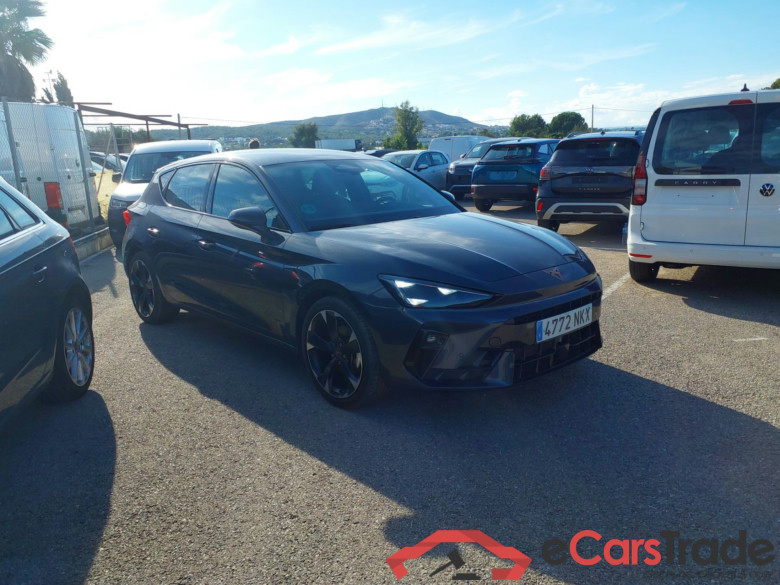 CUPRA Leon 5P 1.5 eTSI SS 150cv manual  #1