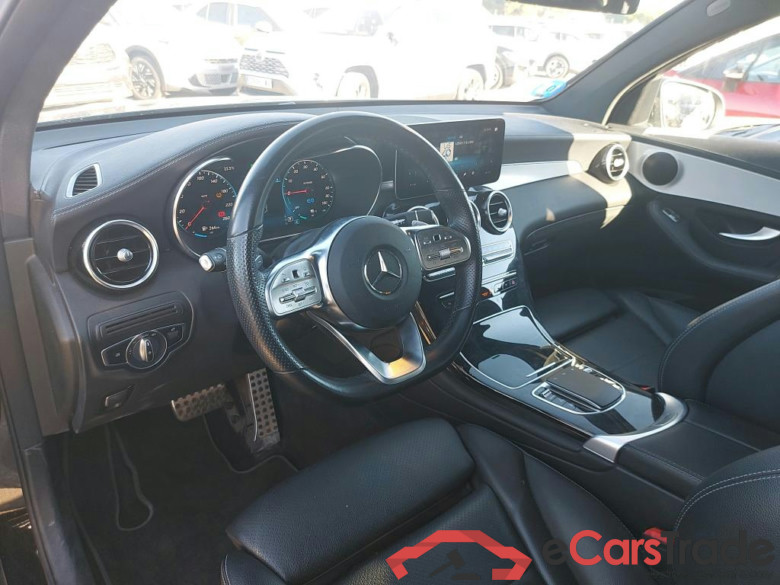 MERCEDES-BENZ GLC Coupé / 2019 / 5P / coupé GLC 300 de 4MATIC #3
