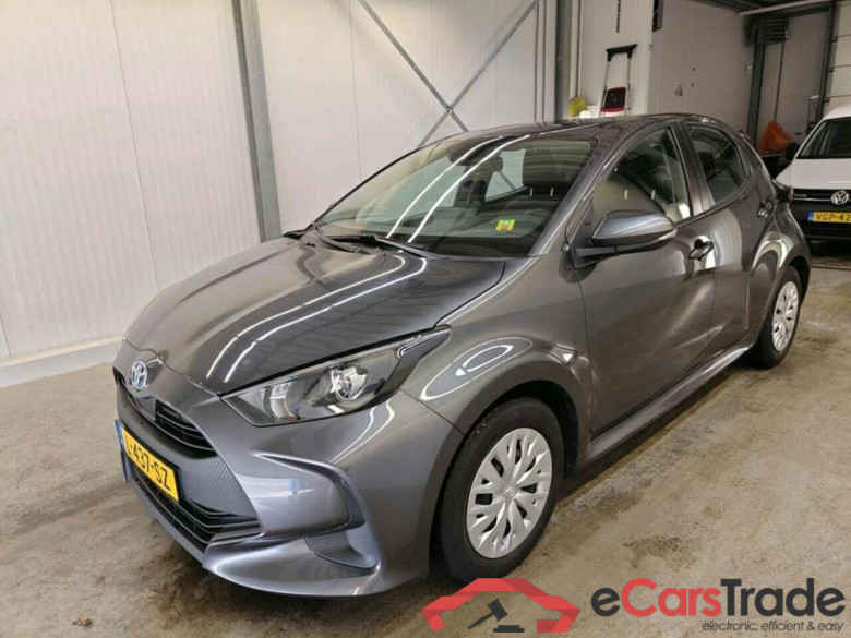 TOYOTA Yaris 1.5 Hyb. Active