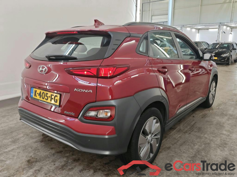 Hyundai KONA Comfort Electric 64 kWh 5d #2
