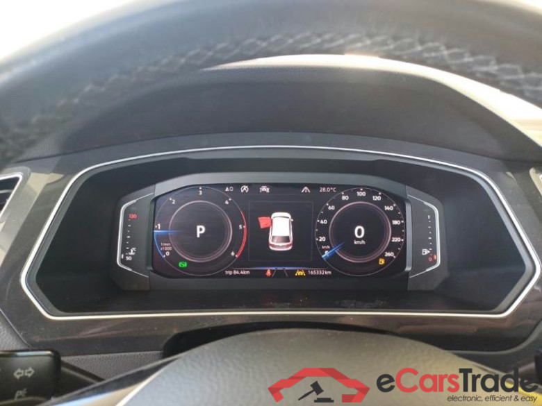 VOLKSWAGEN TIGUAN / 2016 / 5P / SUV 2.0 TDI SCR 110KW BUSINESS BMT 4MOT DSG #4