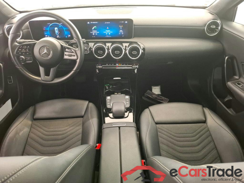 MERCEDES-BENZ Classe A Berline / 2018 / 4P / Berline A 180 d Business Line 7G-DCT #5