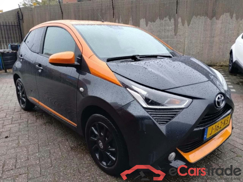 TOYOTA Aygo 1.0 VVT-i x-JBL #2