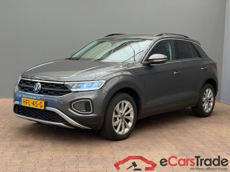 VOLKSWAGEN T-Roc 1.5 TSI Life Edition