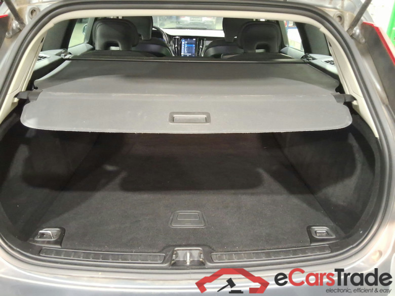 VOLVO V60 DIESEL - 2018 2.0 D3 STOCK #3