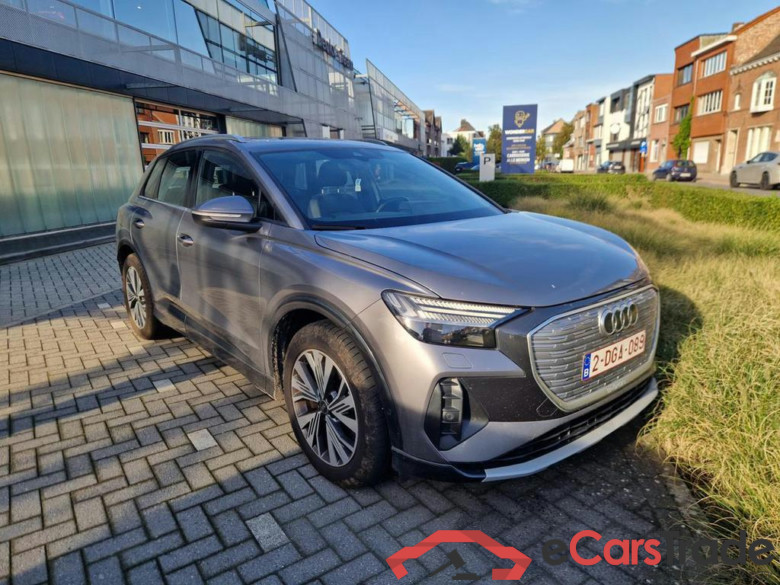 AUDI Q4 e-tron 82 kWh 45 Quattro Advanced #2