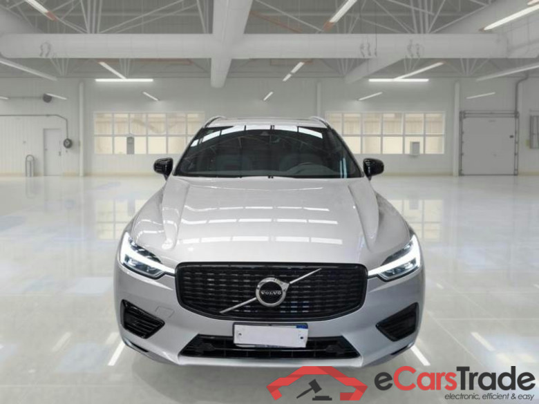 VOLVO XC60 / 2017 / 5P / SUV T6 Plug-in AWD auto Recharge R-Design #6