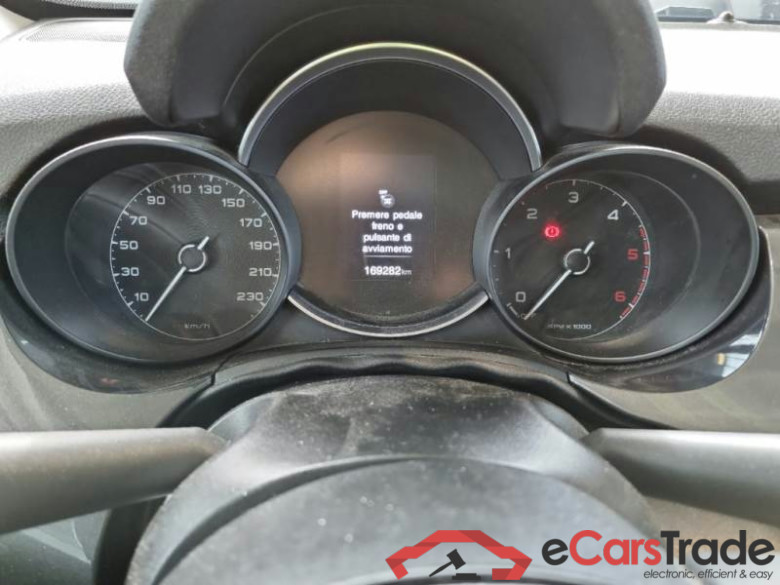 FIAT 500X / 2018 / 5P / CROSSOVER 1.6 MJET 120CV 4X2 DDCT BUSINESS #4