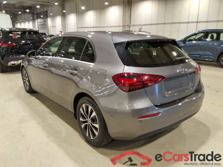 MERCEDES-BENZ A-CLASS 2.0 A 180 D BUSINESS LINE DCT #2
