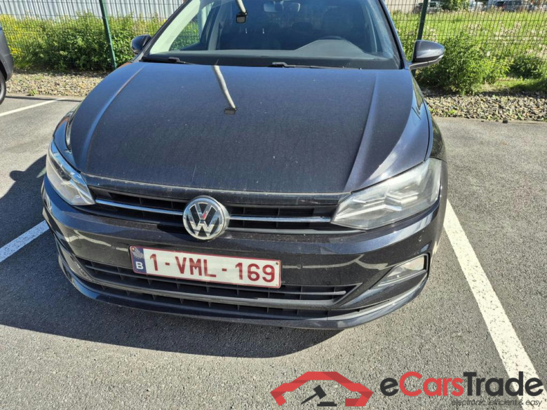 VOLKSWAGEN Polo Comfortline 1.0 59 kW (80 ch) 5 vitesses manuel #4