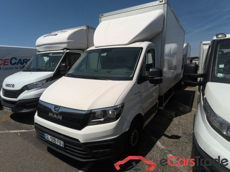 20M3 HAYON L4 3.5T TRAC BVA8 #1