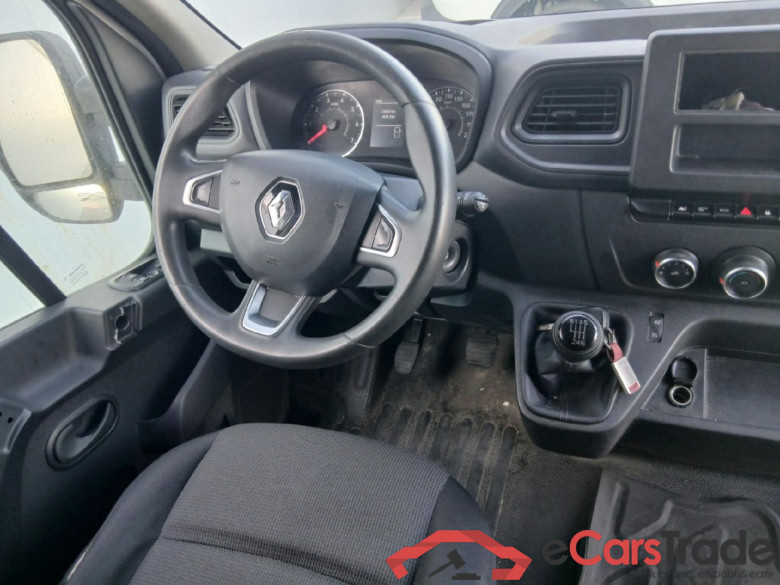 RENAULT TRUCKS UK MASTER VU 4p 3G furgón Red Edition Van FWD 3T5 E6 L3H2 150CV #PANELADO INTERIOR# #3