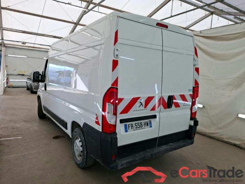 PEUGEOT Boxer  2014  4P  Fourgon tôlé BlueHDi  120 PREMIUM 335 L2H2 #2
