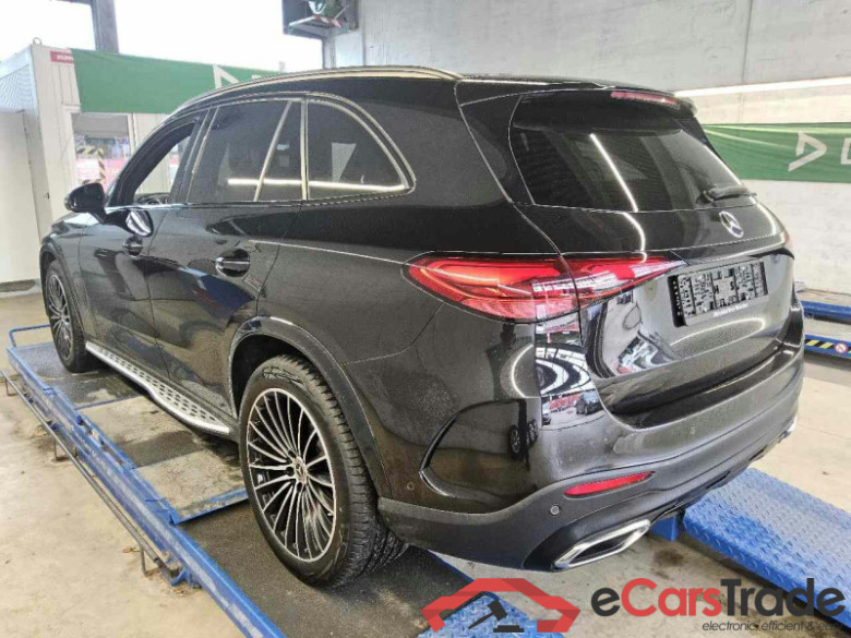Mercedes-Benz GLC (BM 254)(06.2022->) DE - SUV5 GLC 200 EU6d, 4Matic AMG Line, 2022 - 2024 #4
