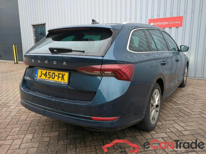 SKODA Octavia Combi 1.5 TSI First Edit. #3