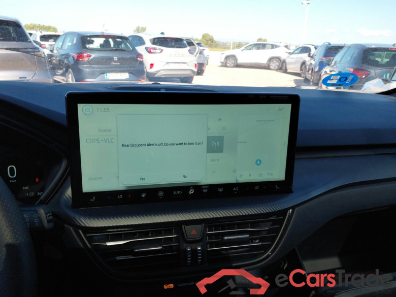 FORD Kuga 2.5 PHEV 243cv WT + Gancho AutomÃ¡tico ST-LINE X (Pano -Roof + Winterpack + Tow bar + All season) #6