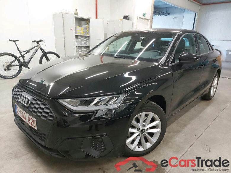 AUDI - AUD A3 BERLINE 30 TDi 116PK Attraction Pack Business #1