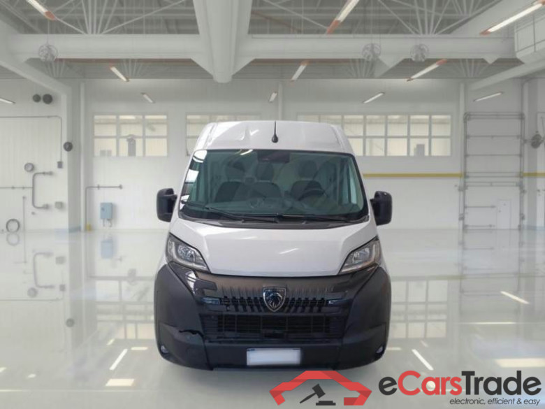 PEUGEOT BOXER / 2023 / 4P / FURGONE 2.2 BLUEHDI 120 SeS 330 L2H2 #5