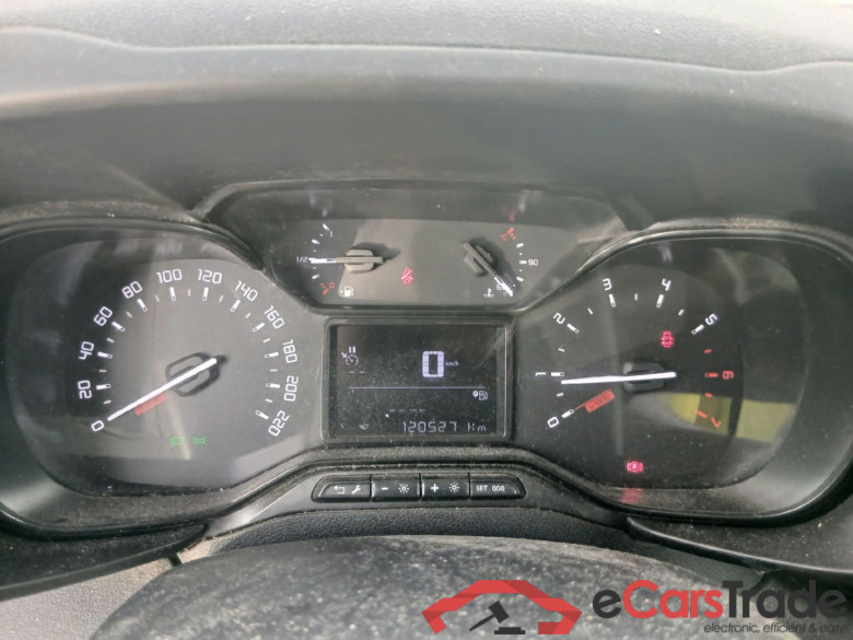 TOYOTA Proace City/2020/4P/furgón derivado de turismo Van 1.5D 96kW (130CV) GX Plus L1 #4