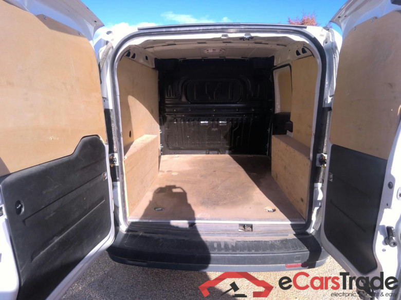 DOBLO CARGO 1.6MJT 120 BUSINES #5