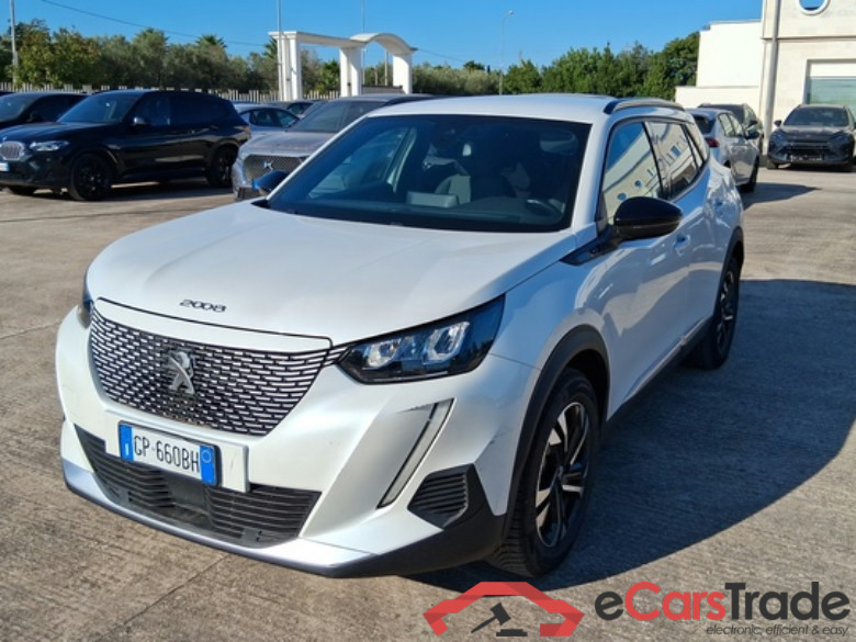 Peugeot e-2008 50 kWh Allure Aut. LED Display 1/2 Leather KeylessGo Klima PDC ...