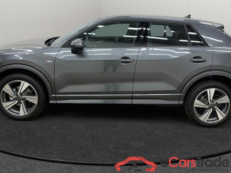 Audi Q2 Prestige Edition S line 30 TFSI #2