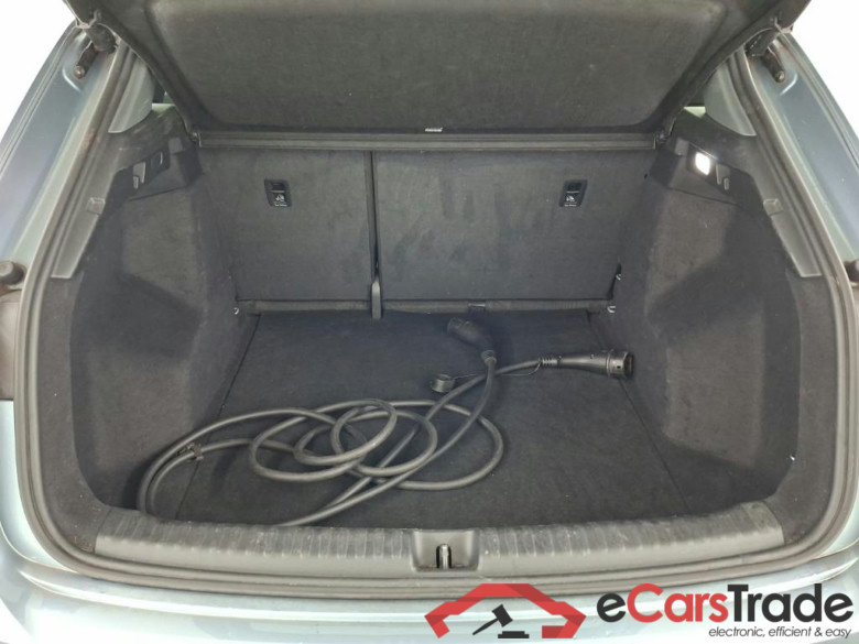 AUDI Q4 e-tron 35 e-tron Launch edition Advanced 5D 125kW Uitl. #5