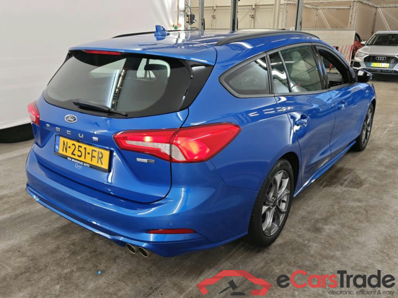 Ford Focus 1.0 EcoBo Hybrid 125pk ST-Line Bus Wagon 5d #2