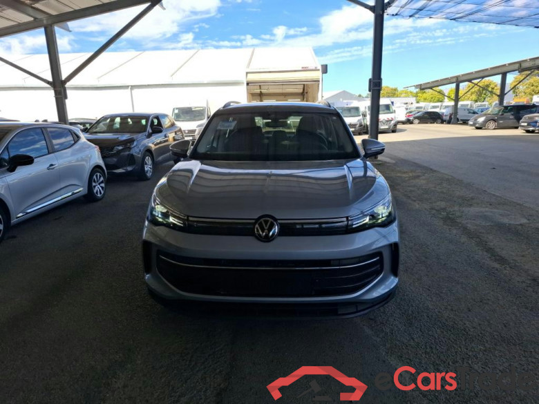 VOLKSWAGEN Tiguan / 2023 / 5P / SUV 1.5 EHYBRID 204 DSG6 LIFE PLUS