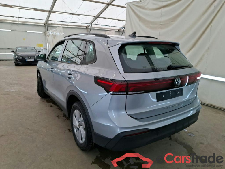 VOLKSWAGEN Tiguan / 2023 / 5P / SUV 1.5 EHYBRID 204 DSG6 LIFE PLUS #5