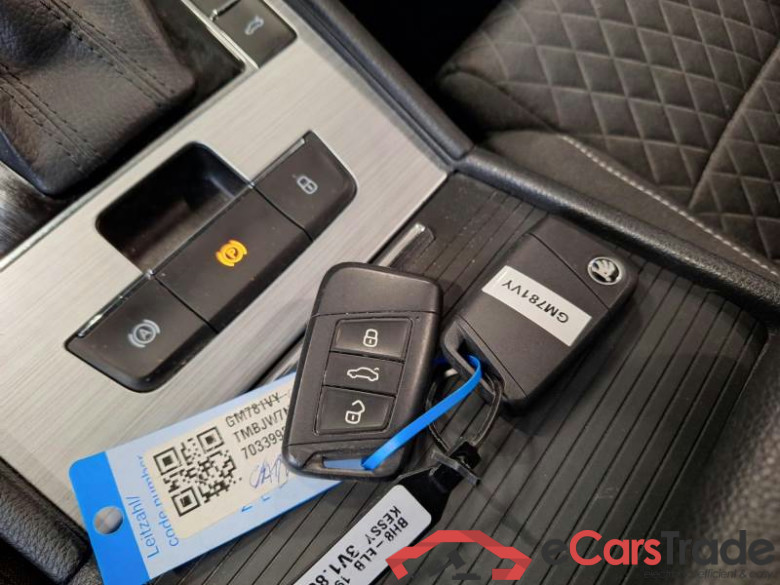 SKODA SUPERB WAGON / 2019 / 5P / STATION WAGON 1.4 TSI PLUG-IN HYBRYD EXECUTIVE DSG #6