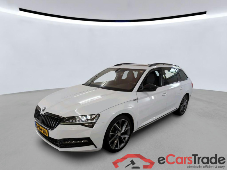 SKODA Superb Combi 110 kW #1