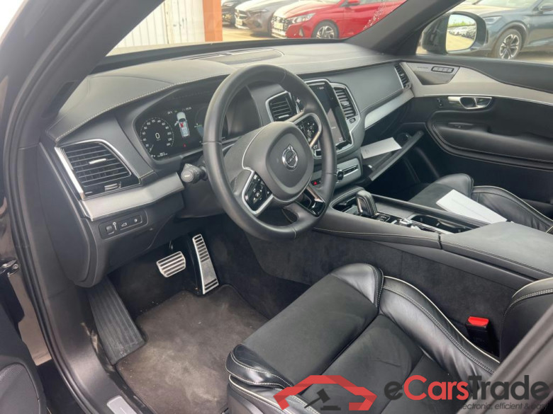 VOLVO XC90 / 2019 / 5P / todoterreno 2.0 T8 AWD Recharge R-Design Auto #3
