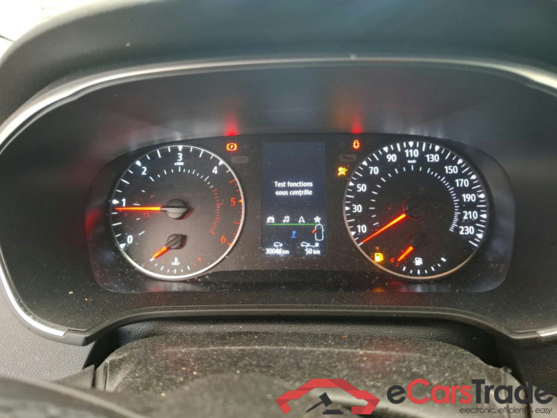 Megane IV Berline 5 ptes. Société Air Nav 1.5 dCi 90CV BVM6 E6 #6