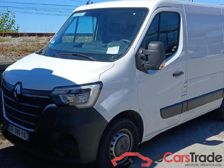 RENAULT Master / 2019 / 4P / Fourgon tôlé FG Tr CF F3300 L1H1 Blue dCi 135