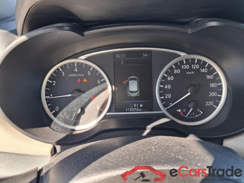 NISSAN Micra / 2017 / 5P / berlina con portón IG-T 68 kW (92 CV) E6D-F Acenta #4