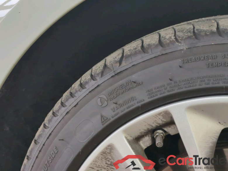 Baureihe 1 Lim. 118 d Advantage 2.0 110KW MT6 E6d #6