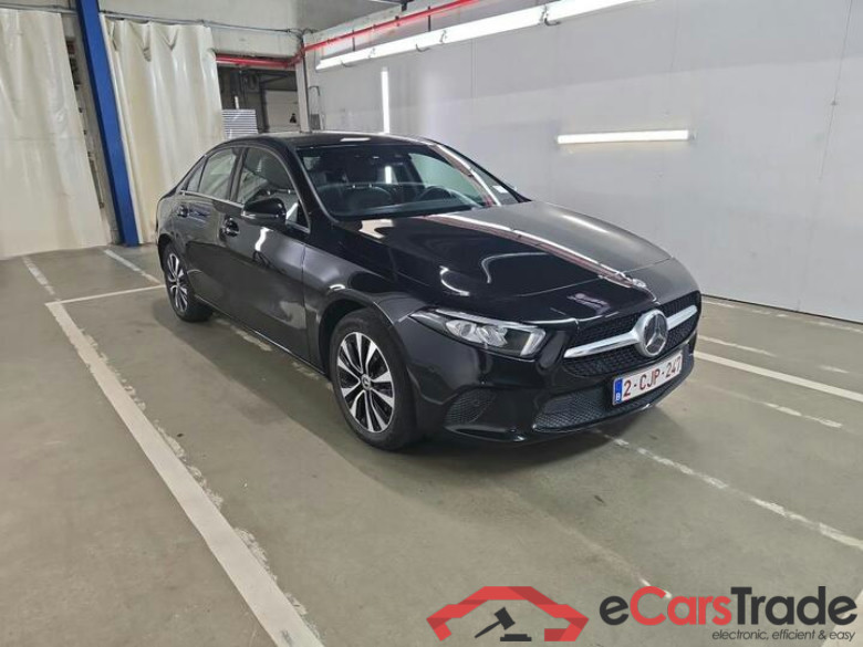 Mercedes A-Klasse Limousine A-Klasse Limousine A 250 e Business Line (PHEV) 160kW/218pk  4D/P Auto-7 #2