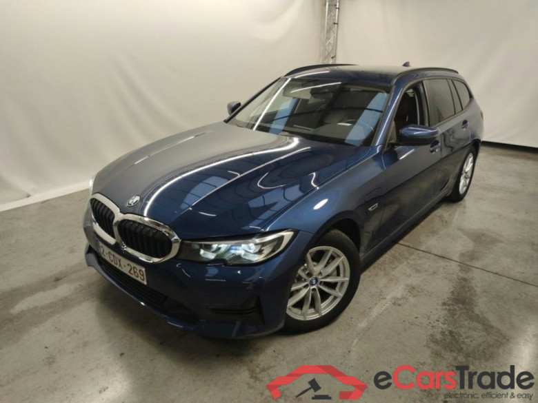 BMW 3 Reeks Touring 330e (215 kW) 5d