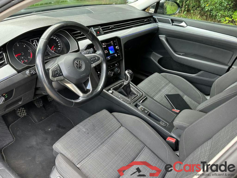 VOLKSWAGEN Passat Variant Dsl SW 2.0 TDi SCR Style Business #3