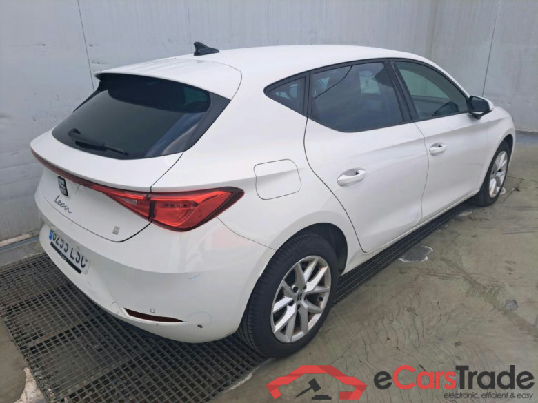 SEAT Nuevo León / 2020 / 5P / berlina con portón 2.0 TDI 85kW S&S Style Go (AC3) #2
