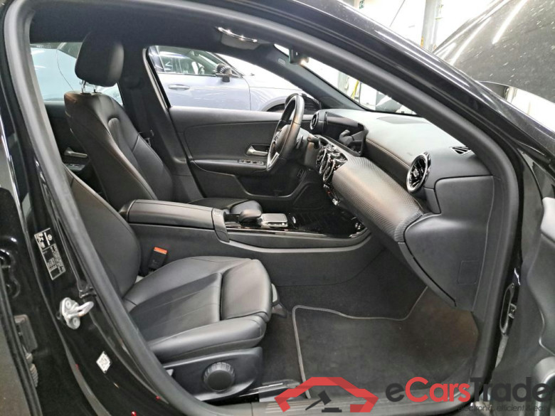 MERCEDES - MER A BERLINE 180 d 116PK 8G-DCT Style Pack Avantage & Driving Assistance & Parking Pack With Camera #3