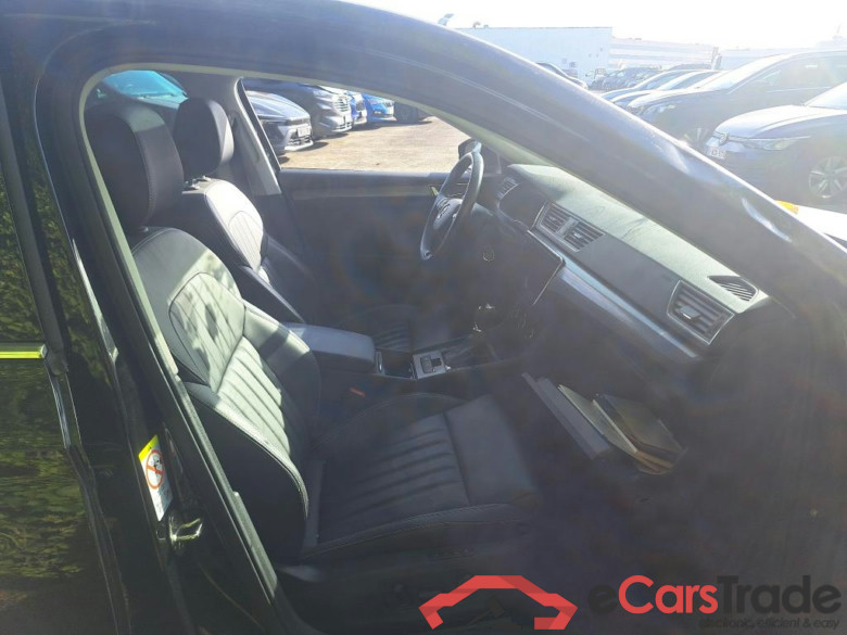 SKODA - SKO SUPERB TSI iV 218PK  DSG6 Clever+                 ***      HAGELSCHADEN   !   HAIL DAMAGE    !         ***       Premium Clever & Sunroof & Foldable Trailer hook #3