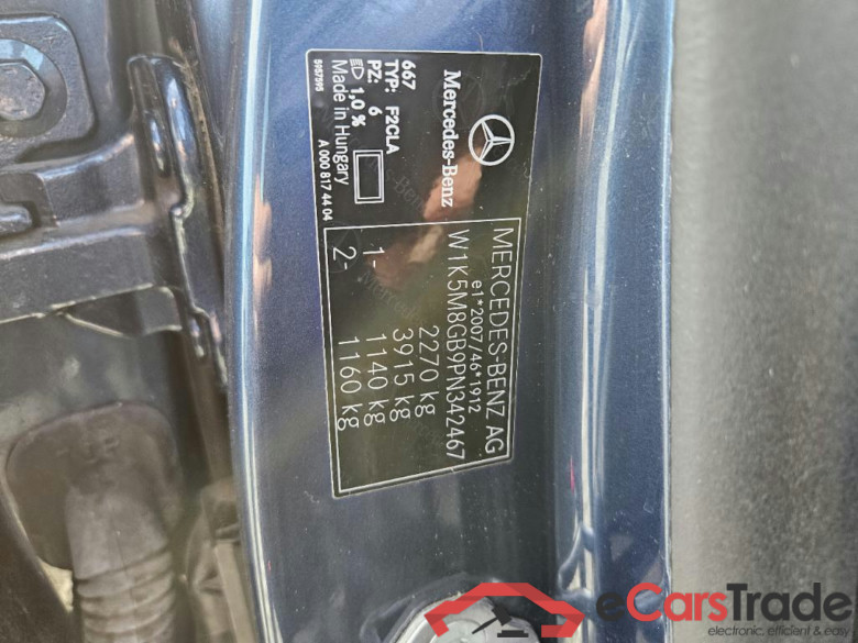 MERCEDES-BENZ CLA-klasse Shooting Brake 118 kW #1