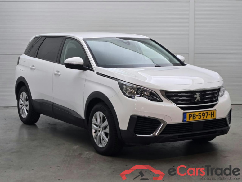 PEUGEOT 5008 1.2 PureTech Access #2