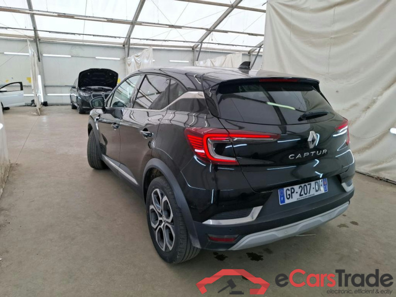 RENAULT Captur / 2019 / 5P / SUV techno mild hybrid 140 #2
