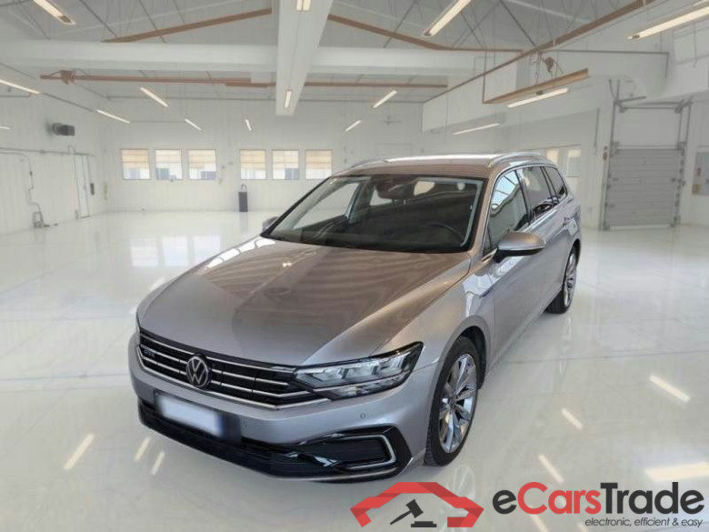 VOLKSWAGEN PASSAT / 2019 / 5P / STATION WAGON VAR. 1.4 PLUG IN HYBRID GTE DSG