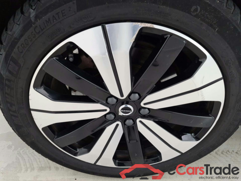 VOLVO XC40 RECHARGE CORE #5